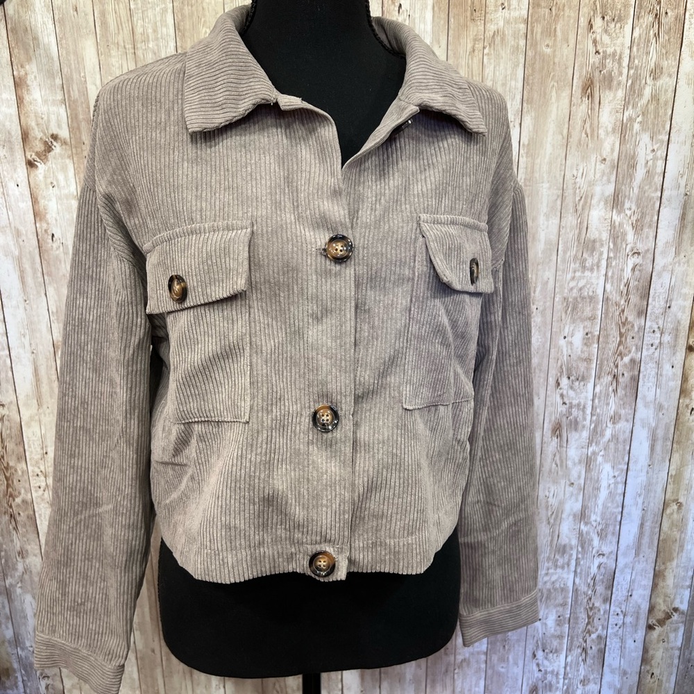 Gray Corduroy Jacket with Suede Texture and Cropped Style